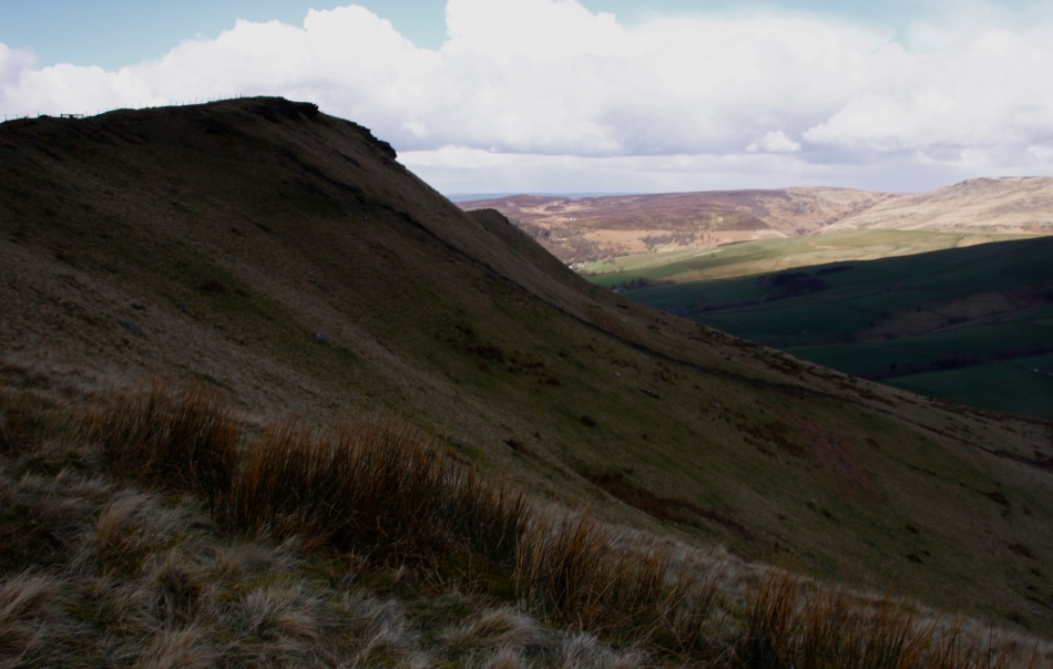 Mount Famine and out towards the Kinder Plateau.